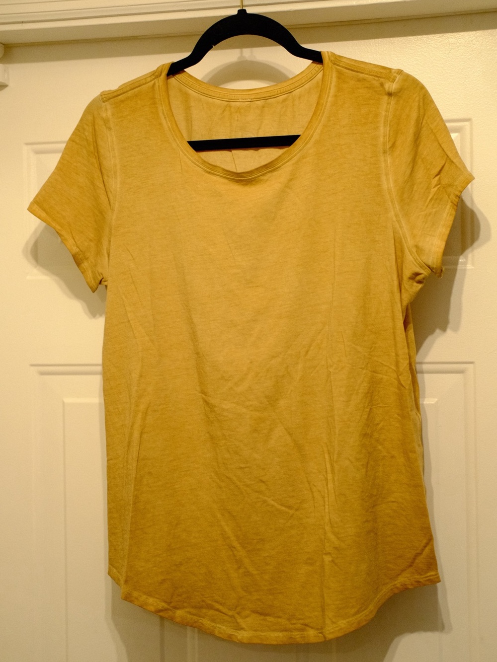 lululemon athletica Mustard Short Sleeve Crewneck Tee